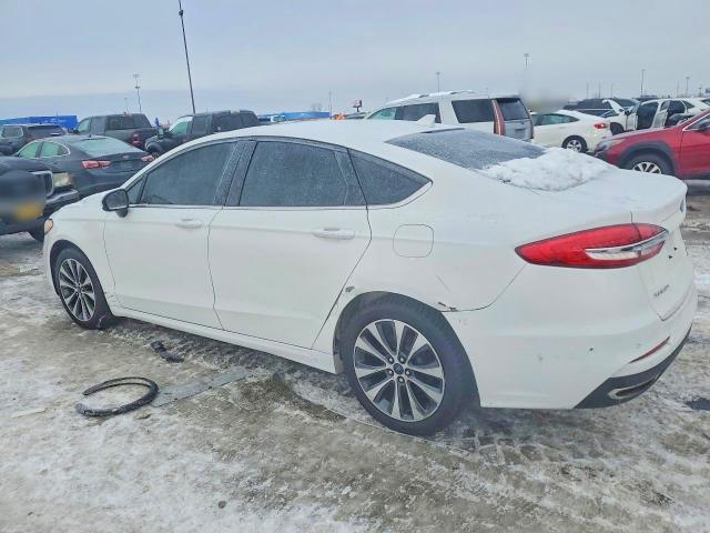 2020 Ford Fusion se
