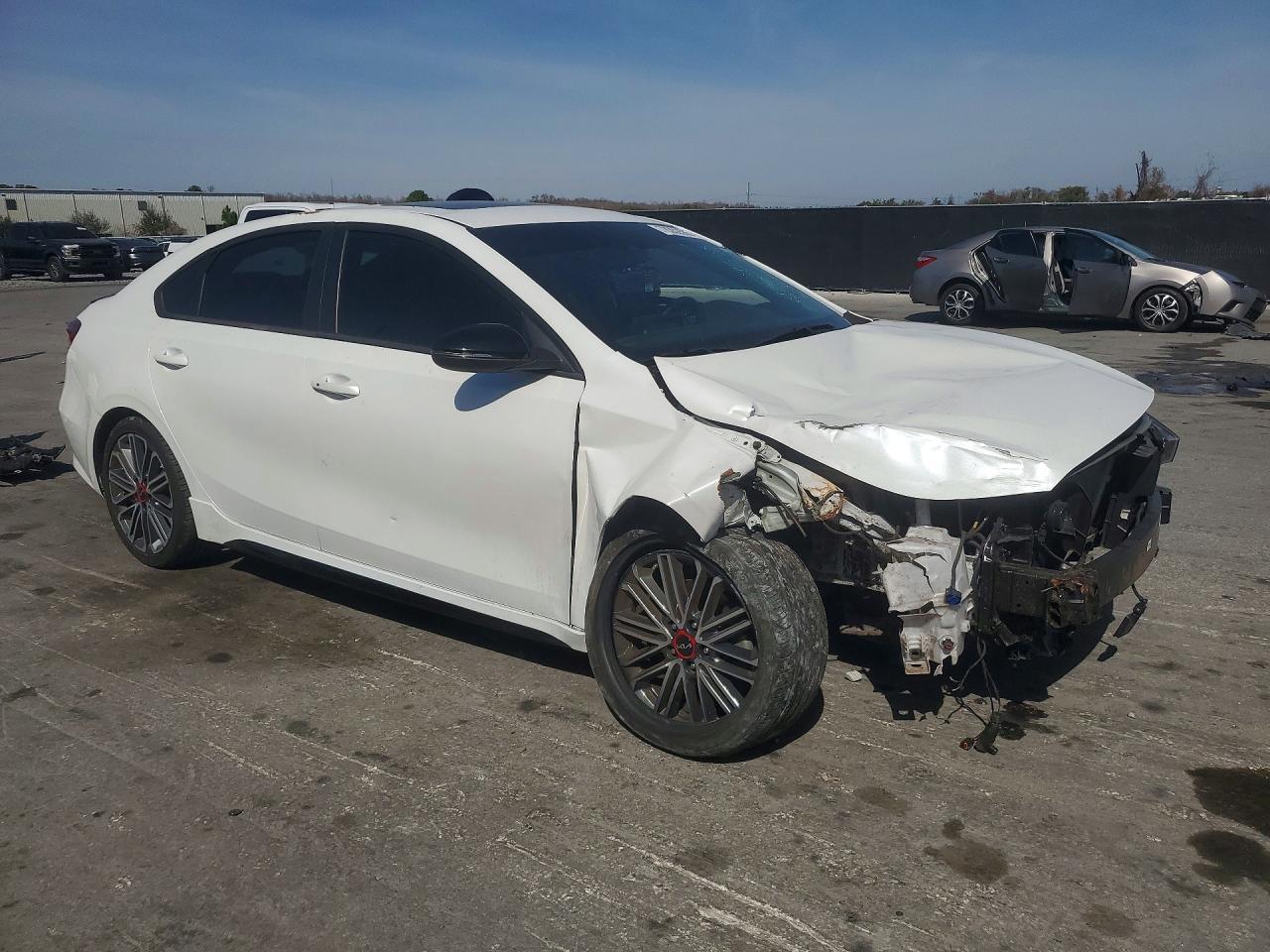 2022 KIA Forte gt