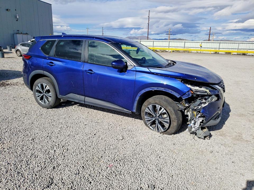 2022 Nissan Rogue sv