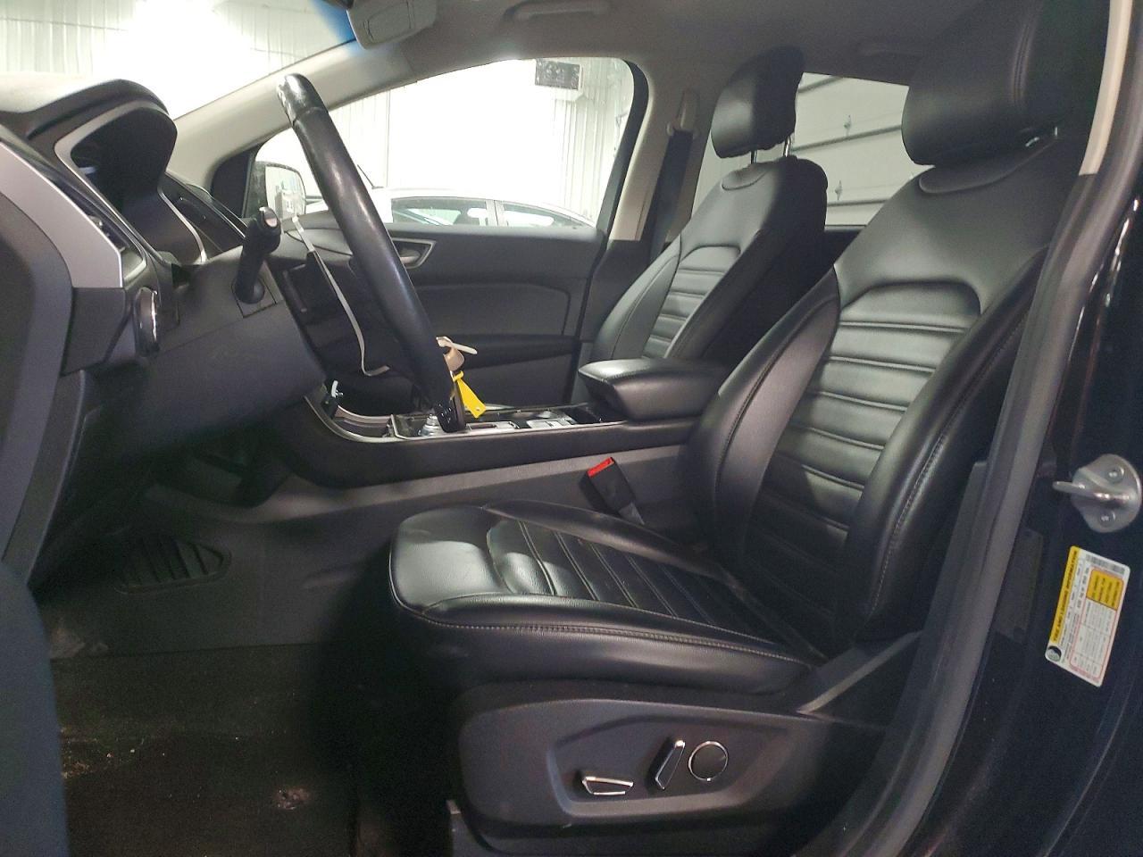 2019 Ford Edge sel