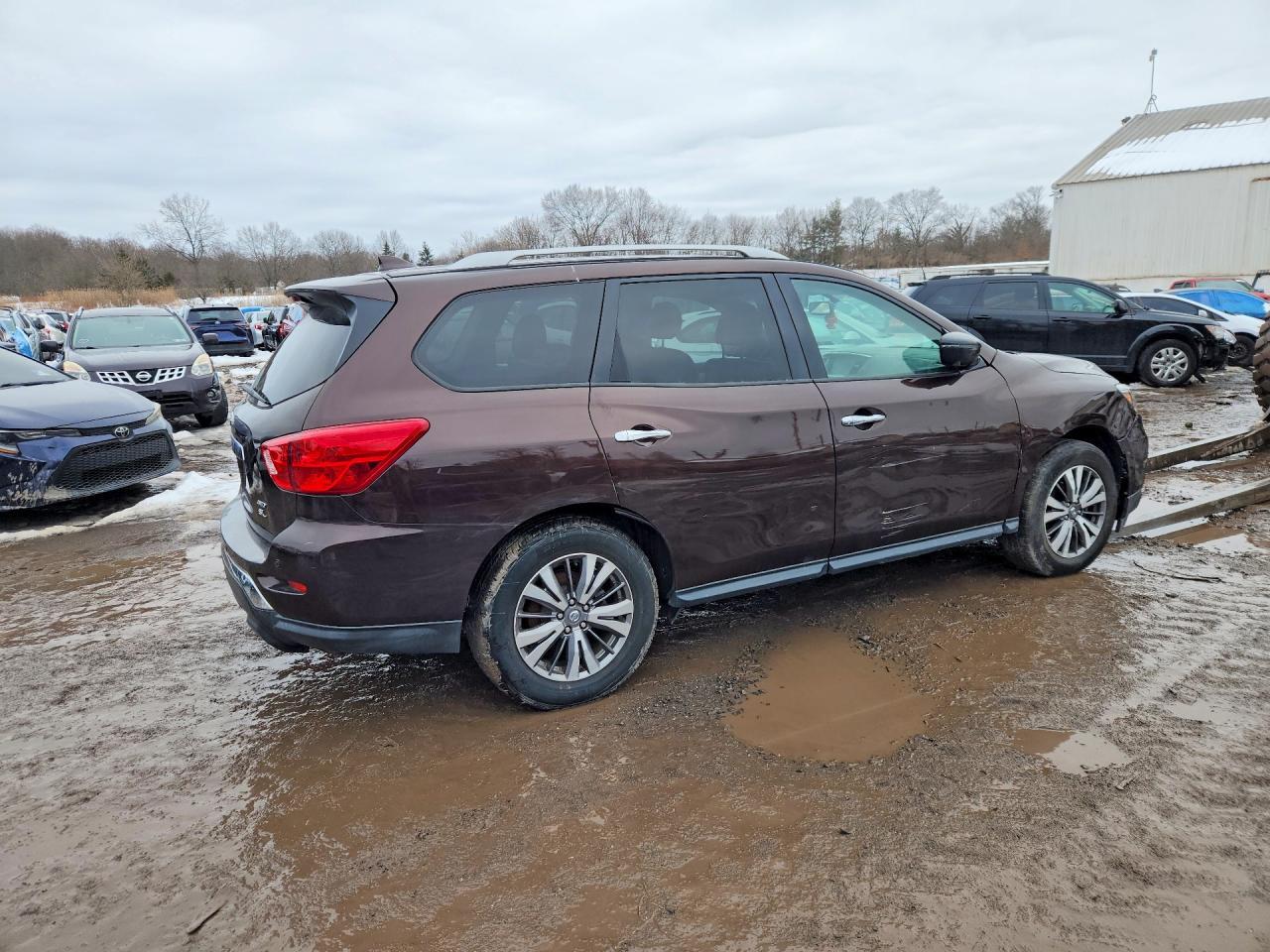 2020 Nissan Pathfinder sl