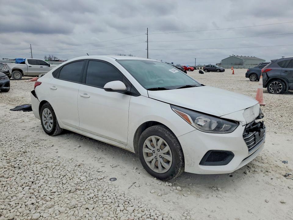 2022 Hyundai Accent se