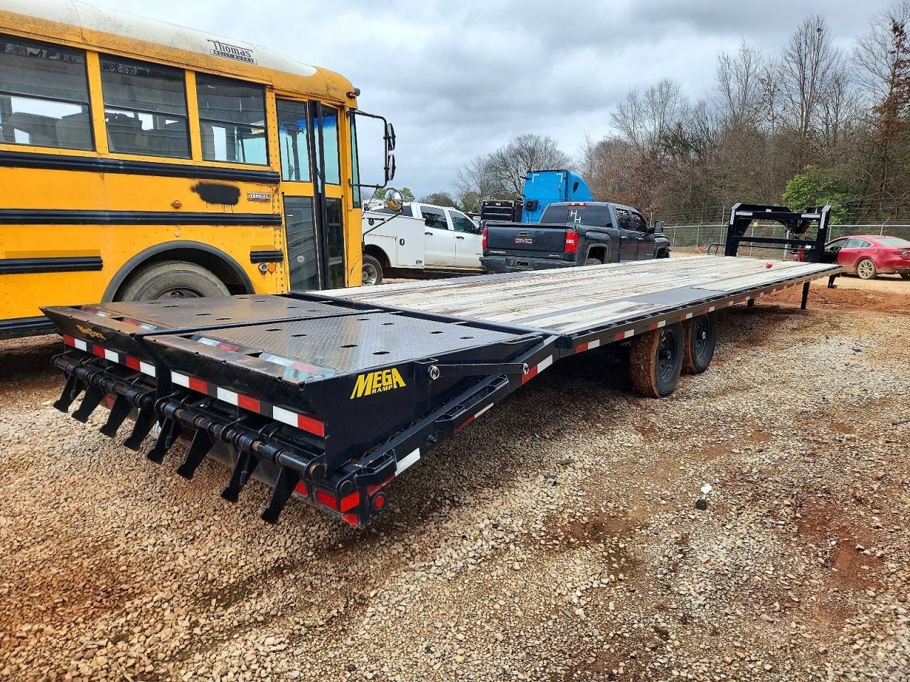 2023 Big Tex 14GN-35+5 Equipment Trailer