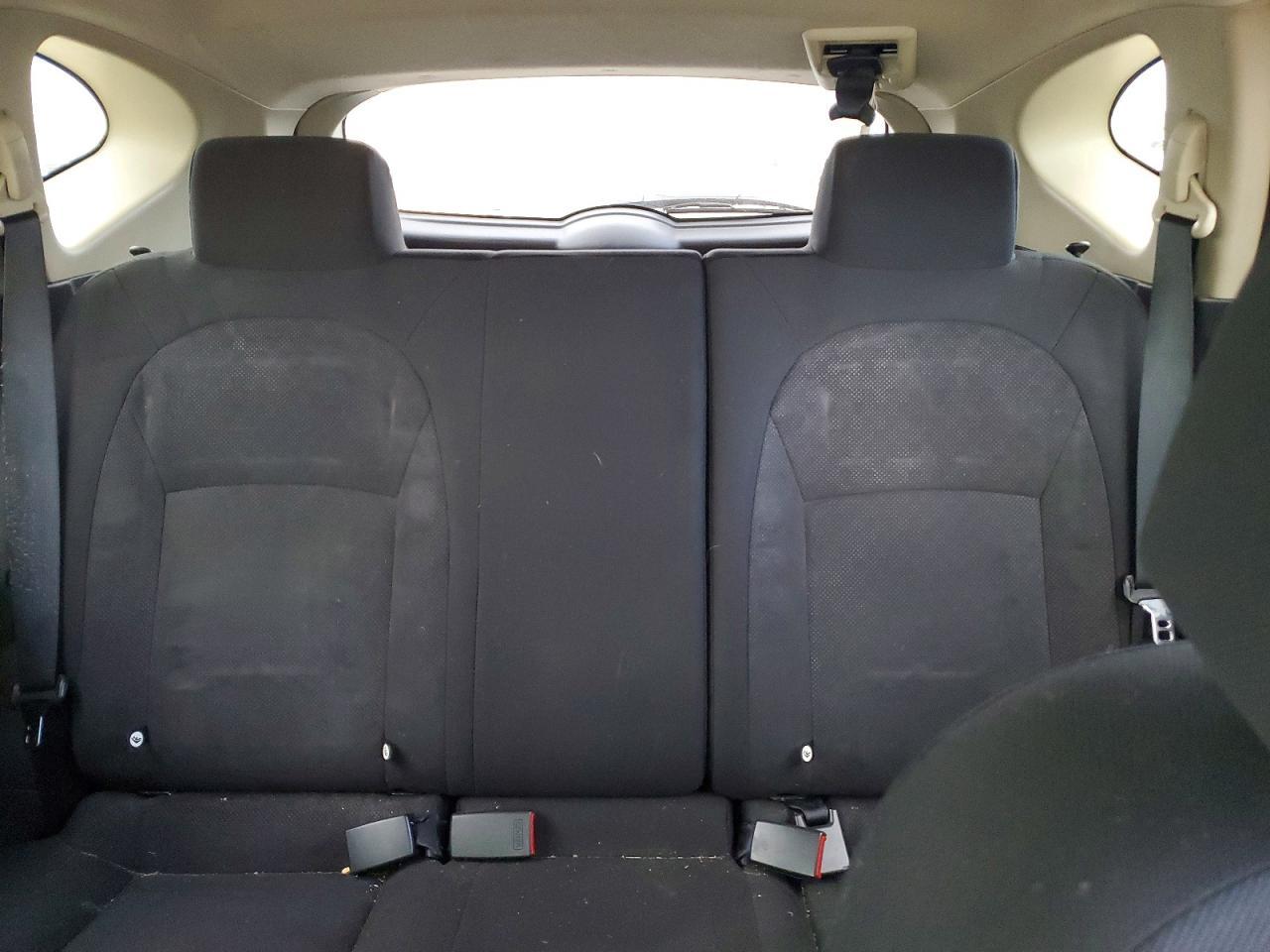 2010 Nissan Rogue s