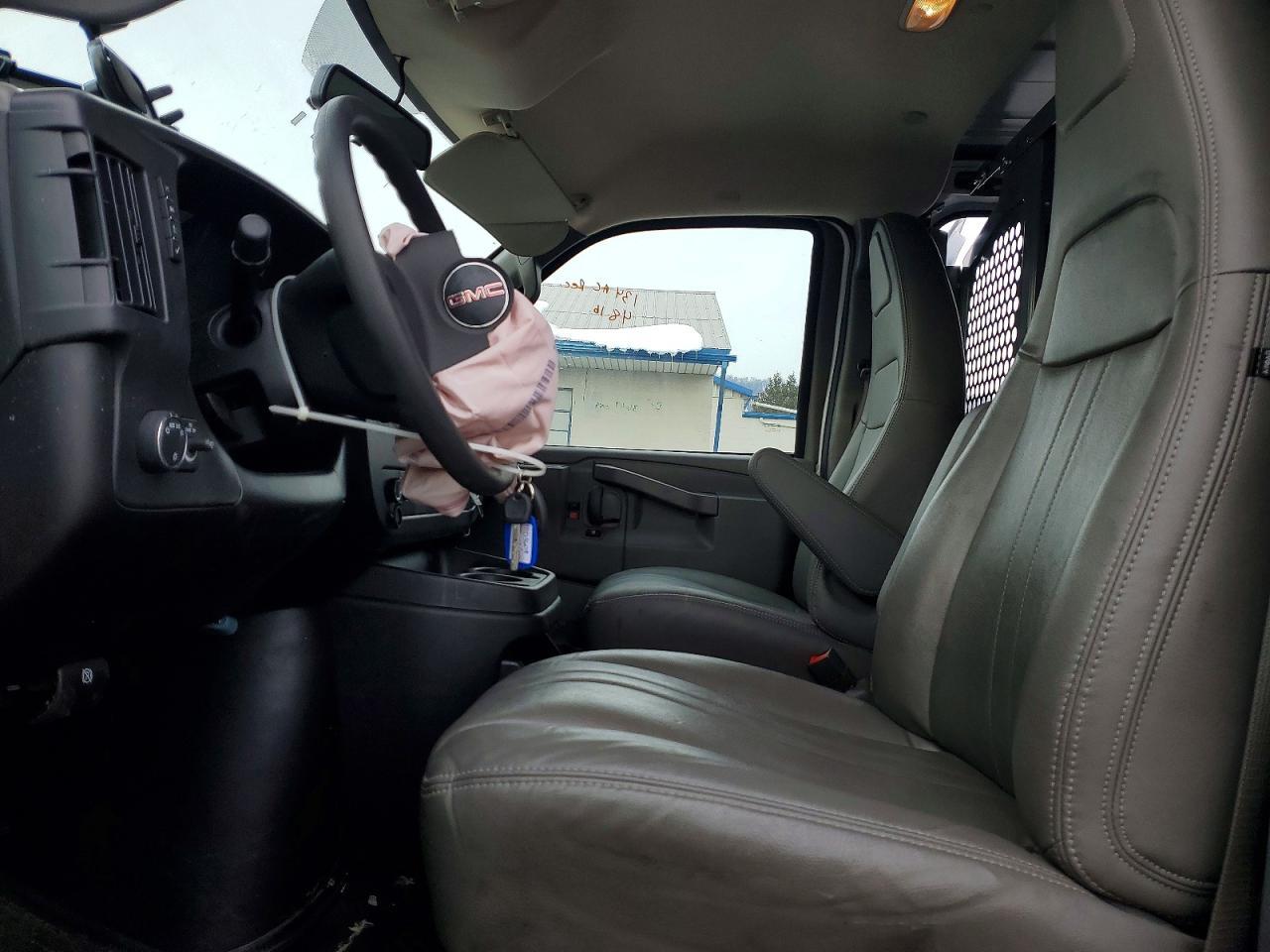 2025 GMC Savana G3500