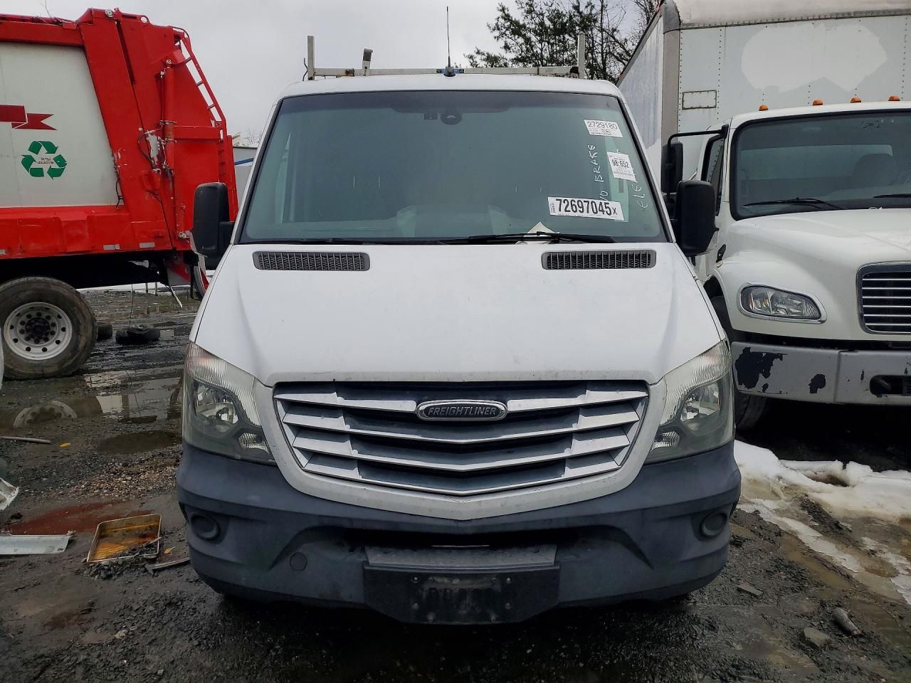 2017 Freightliner Sprinter 2500 2WD V6 Tdsl Cargo 3.0L Worker Standa