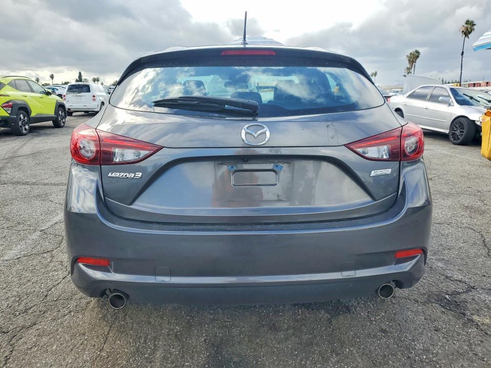 2018 Mazda 3 Touring