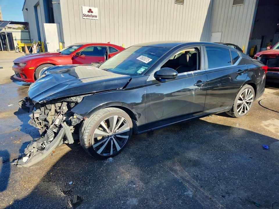 2019 Nissan Altima sr