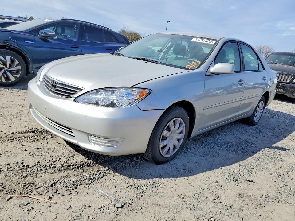 2005 Toyota Camry le