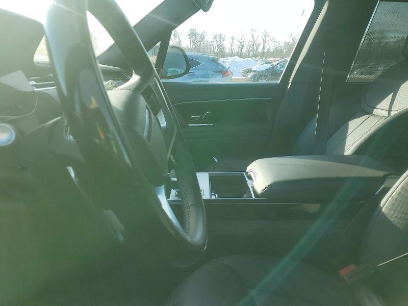 2025 Land Rover Range Rover se