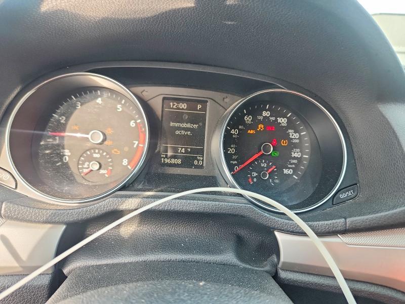 2016 Volkswagen Passat s