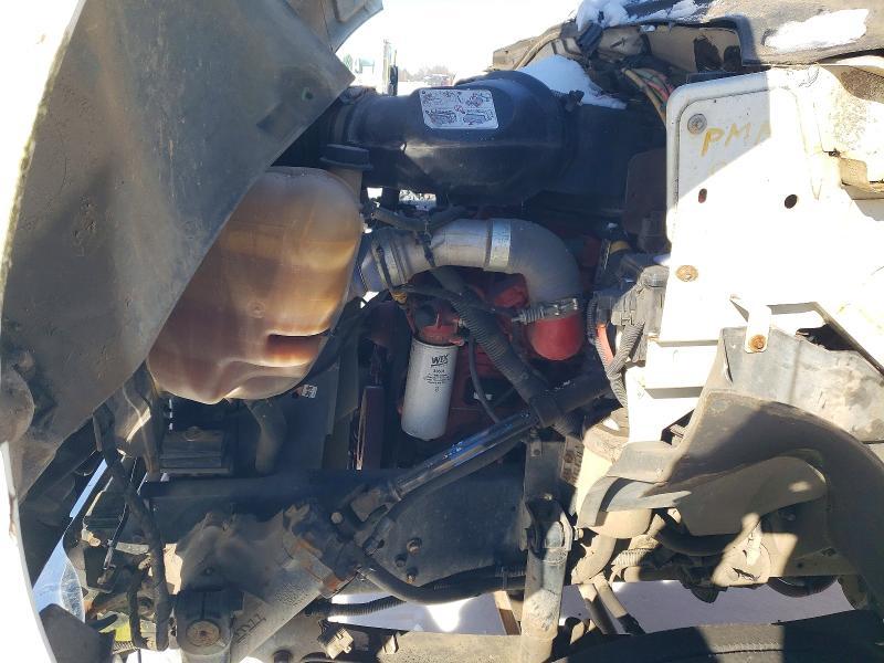 2015 Ford F750 Super Duty Chipper Truck