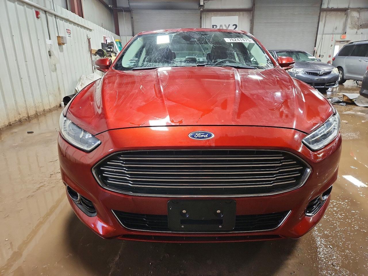 2014 Ford Fusion Titanium hev