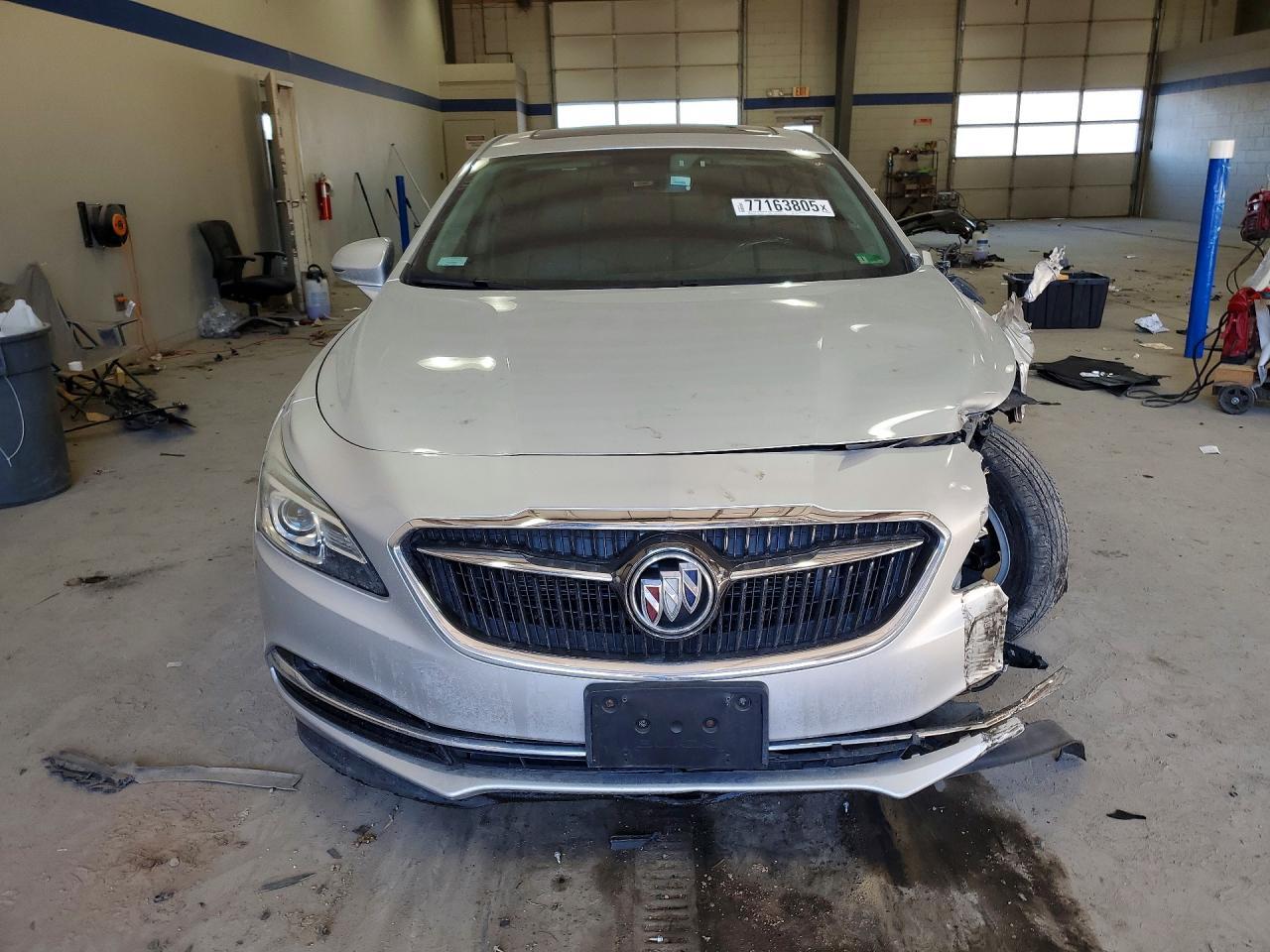 2018 Buick Lacrosse Premium