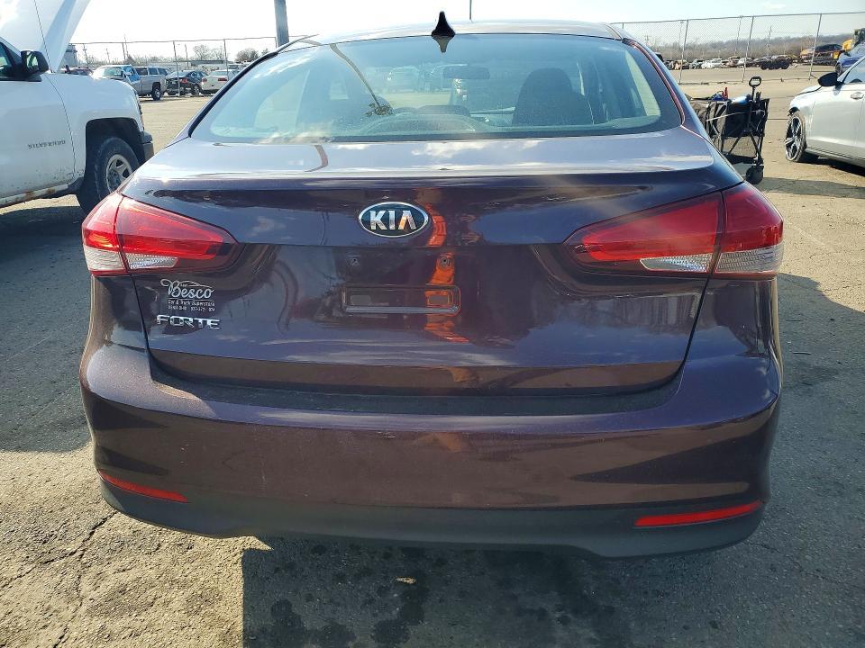 2018 KIA Forte lx