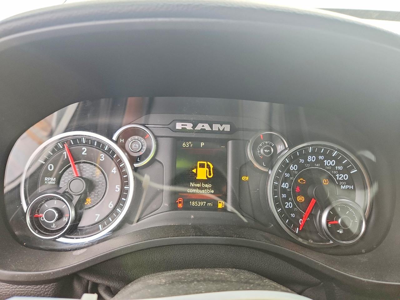2021 Dodge RAM 1500 BIG Horn 5.7L V8 Crew Cab