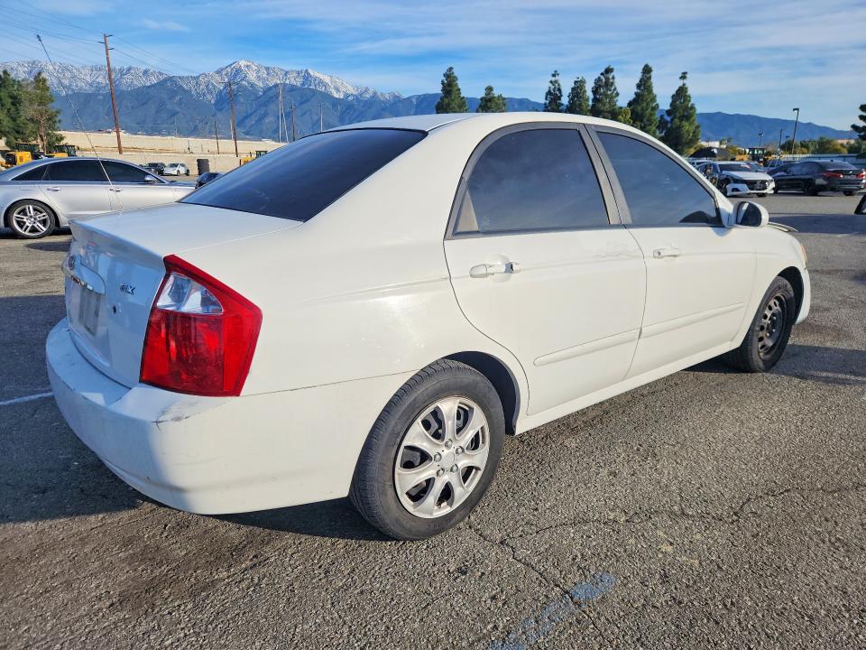 2005 KIA Spectra lx