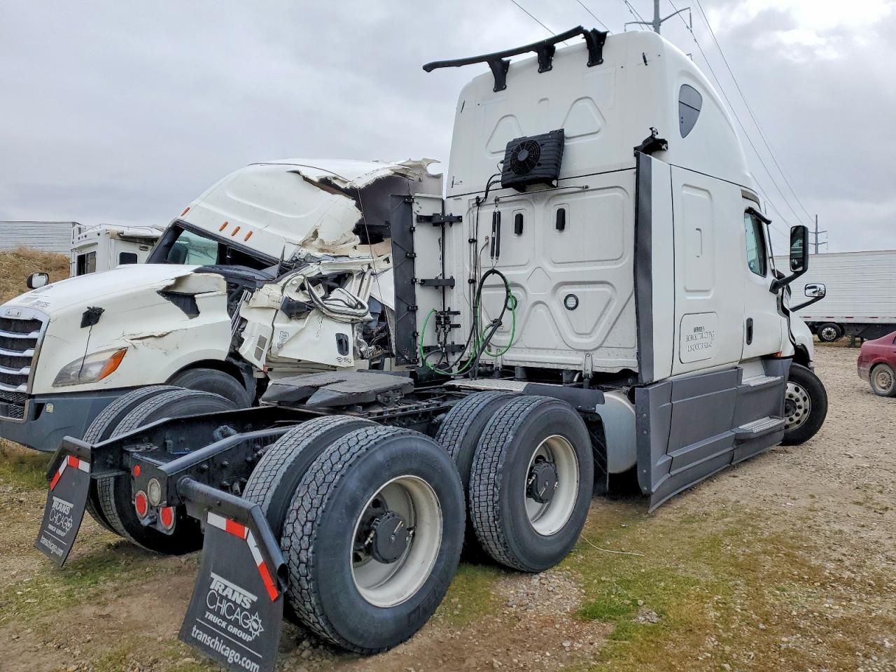 2025 Freigliner Cascadia 126