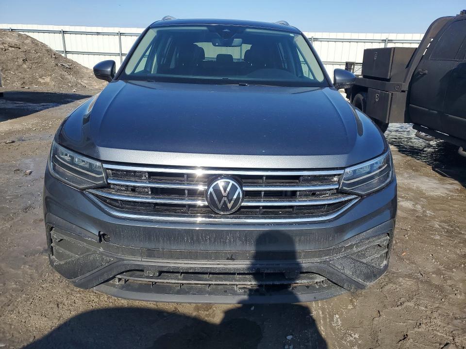 2022 Volkswagen Tiguan se