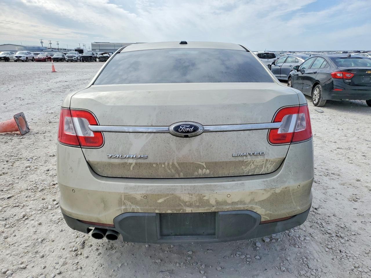 2010 Ford Taurus Limited