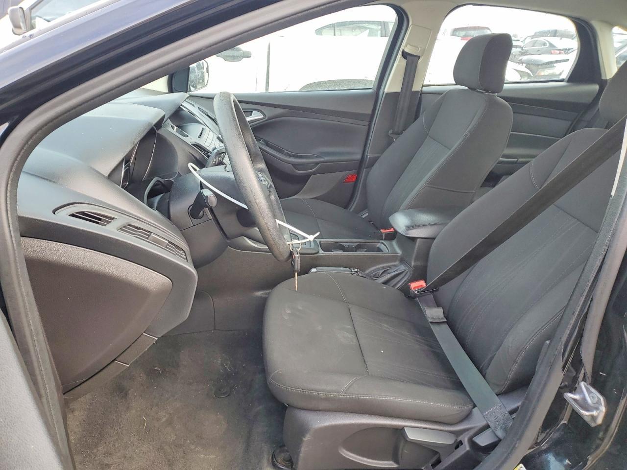2016 Ford Focus se