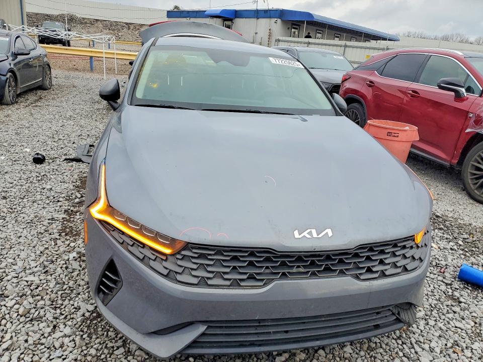 2022 KIA K5 lxs