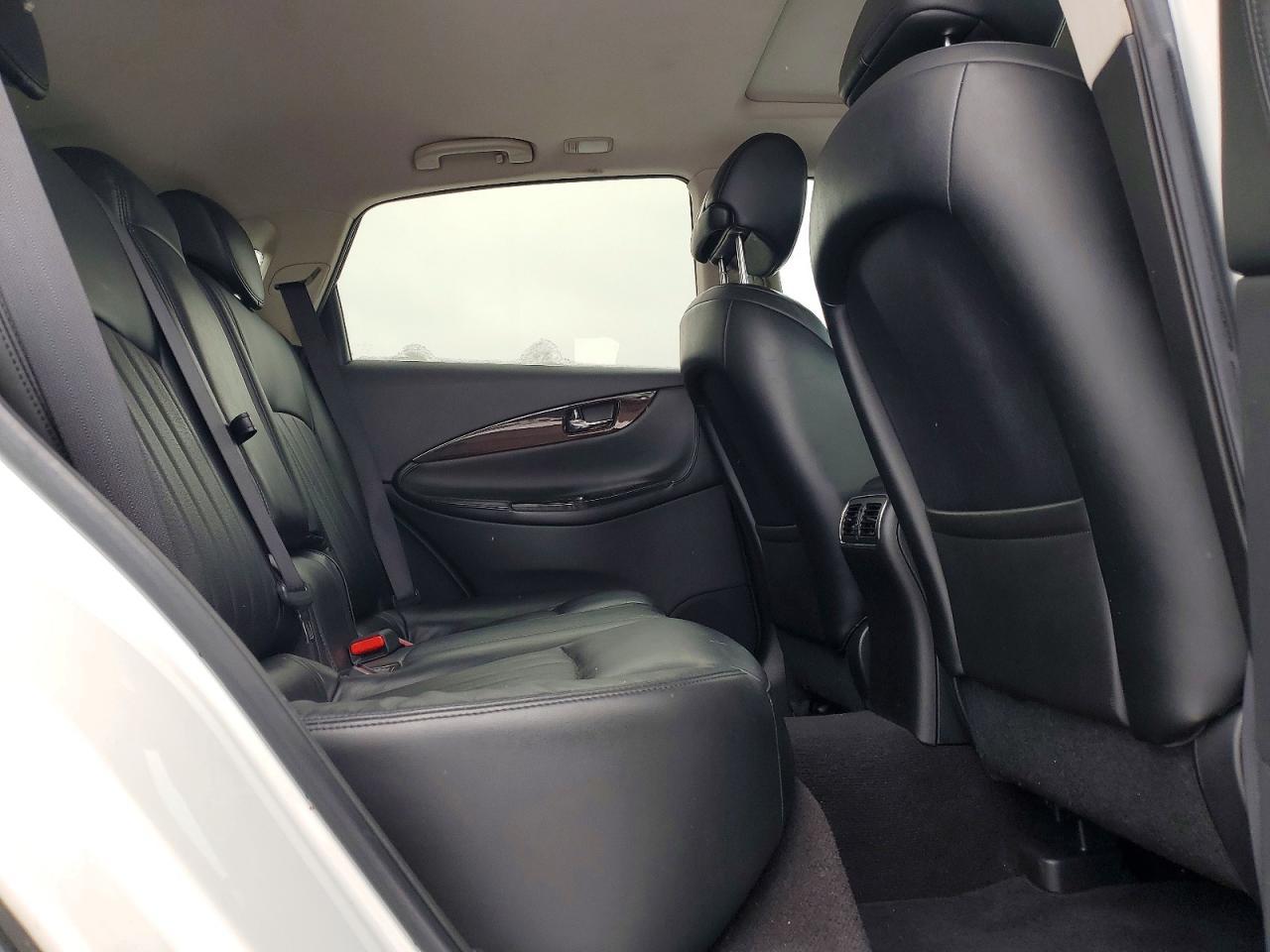 2016 Infinity Qx50