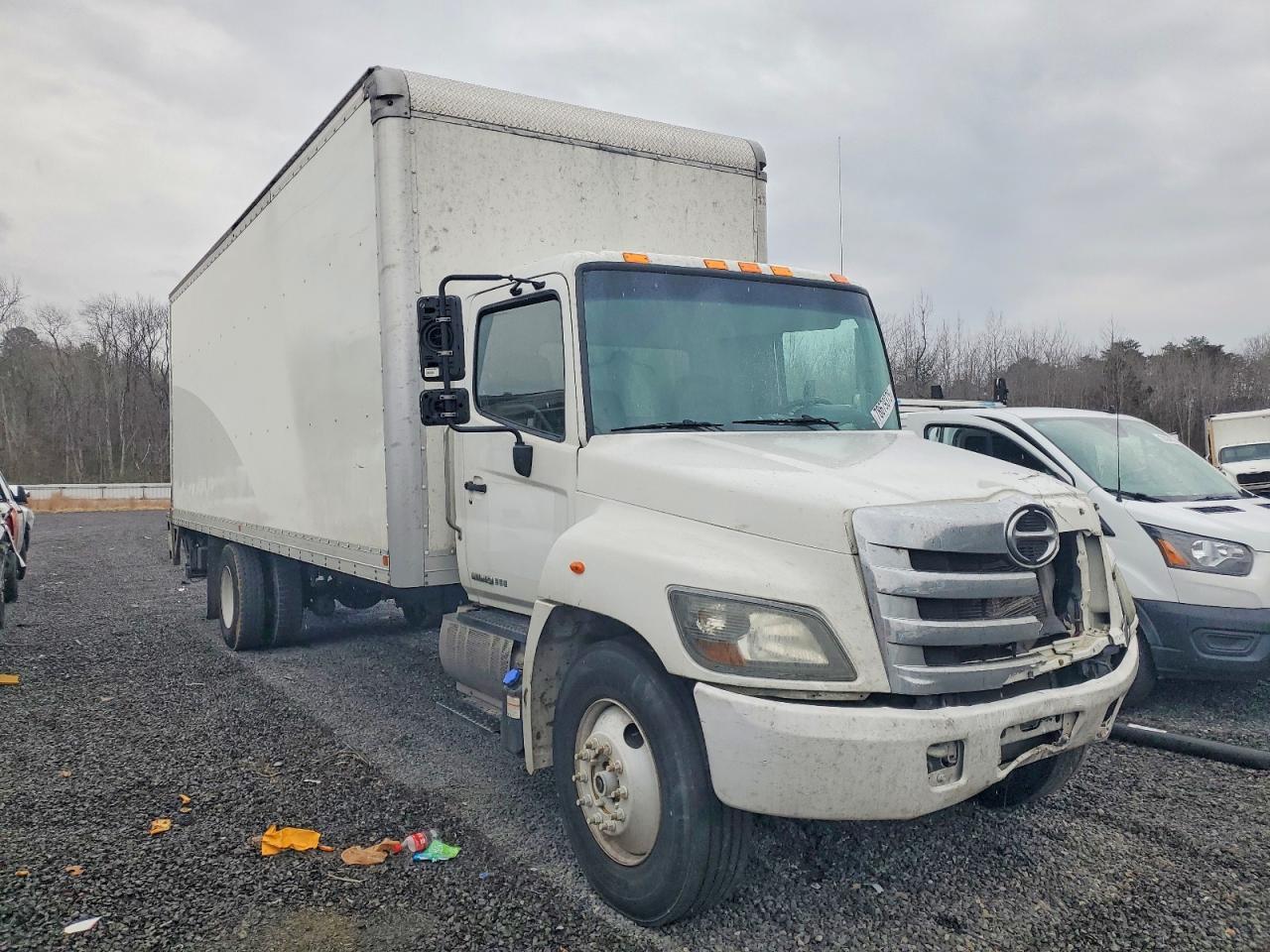 2020 Hino Conventional Type Truck