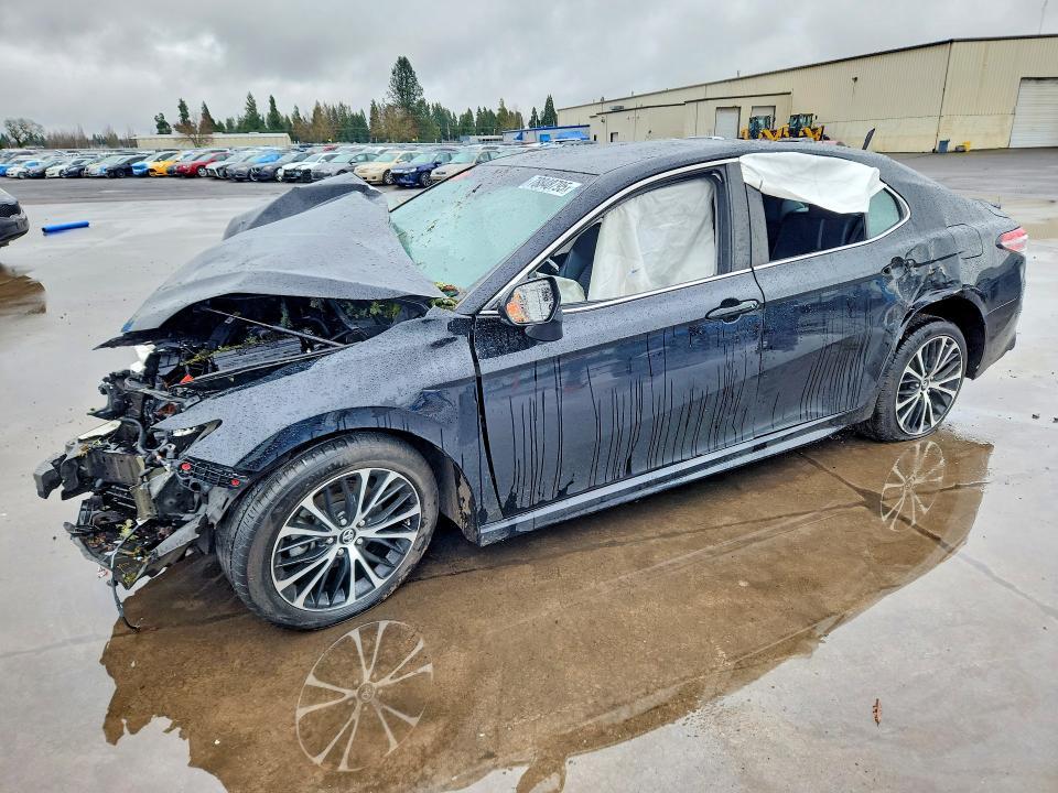 2018 Toyota Camry se