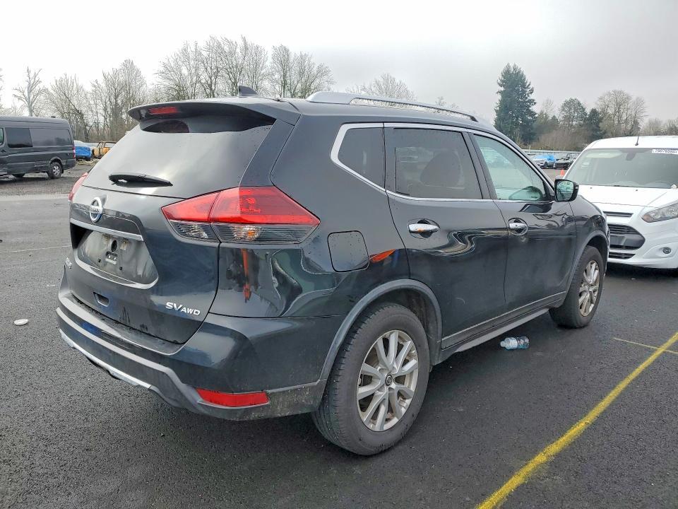 2018 Nissan Rogue