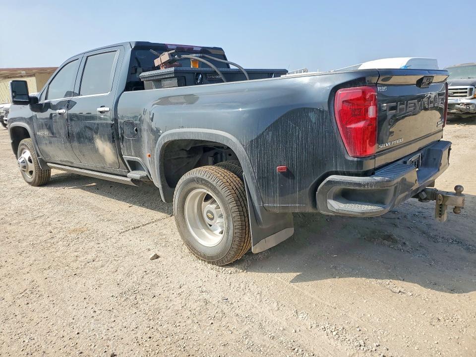 2022 Chevrolet Silverado K3500 High Country
