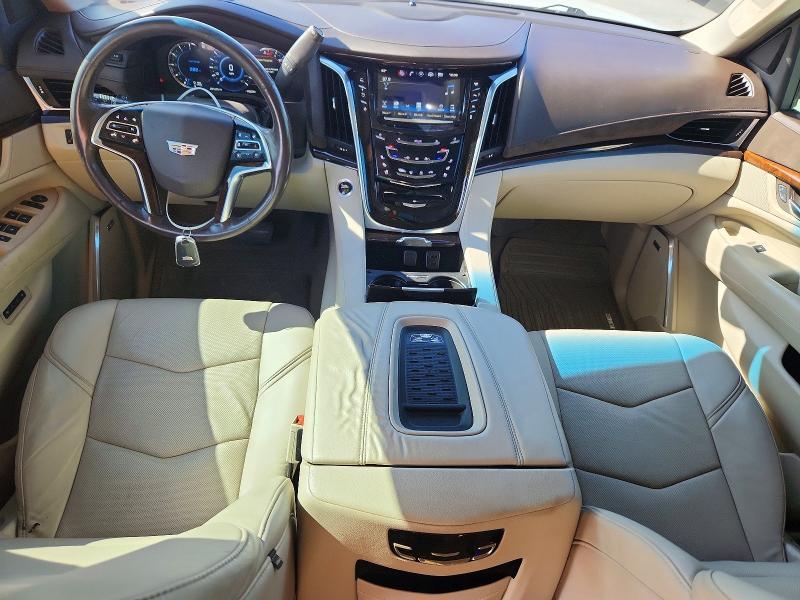 2016 Cadillac Escalade Luxury
