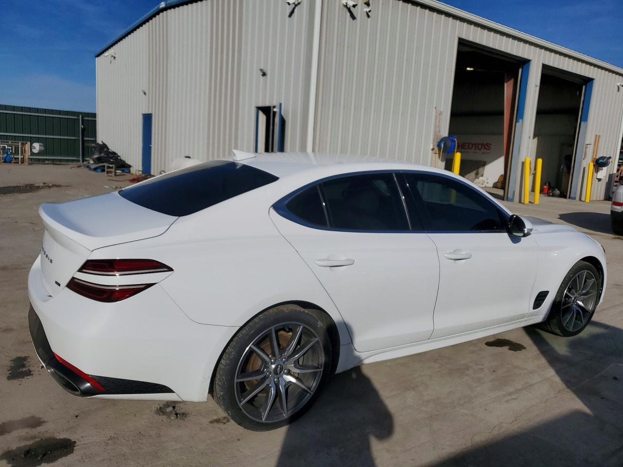 2022 Genesis G70 Base