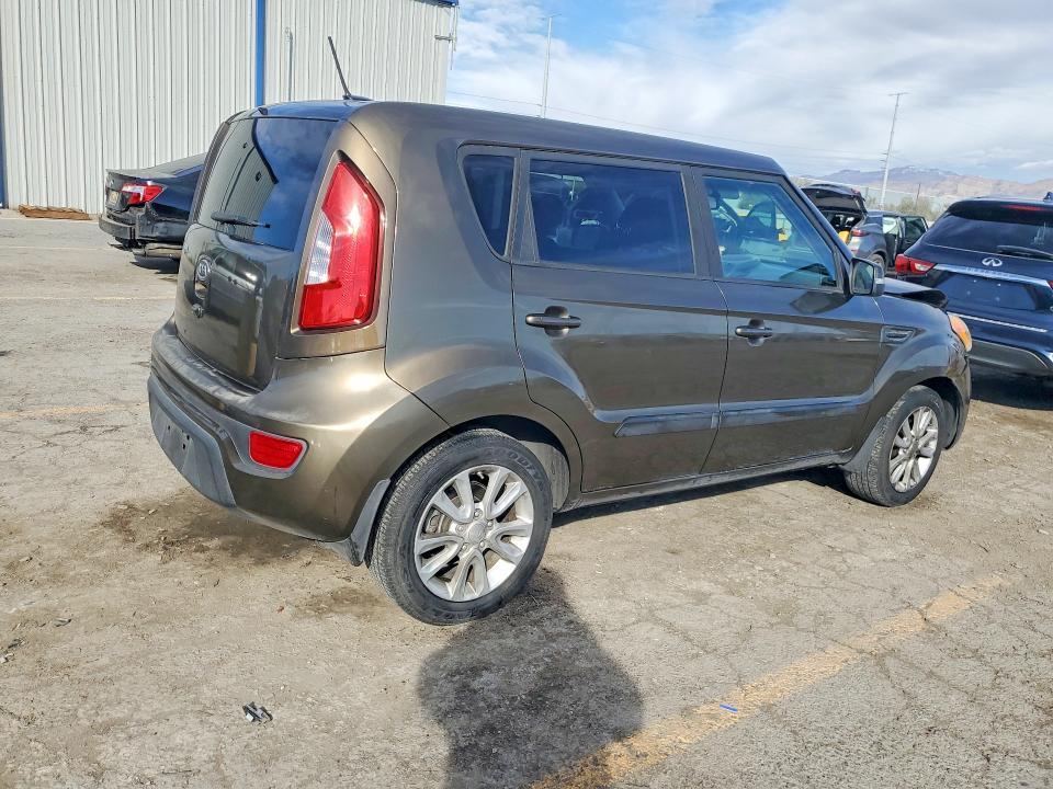 2012 KIA Soul +