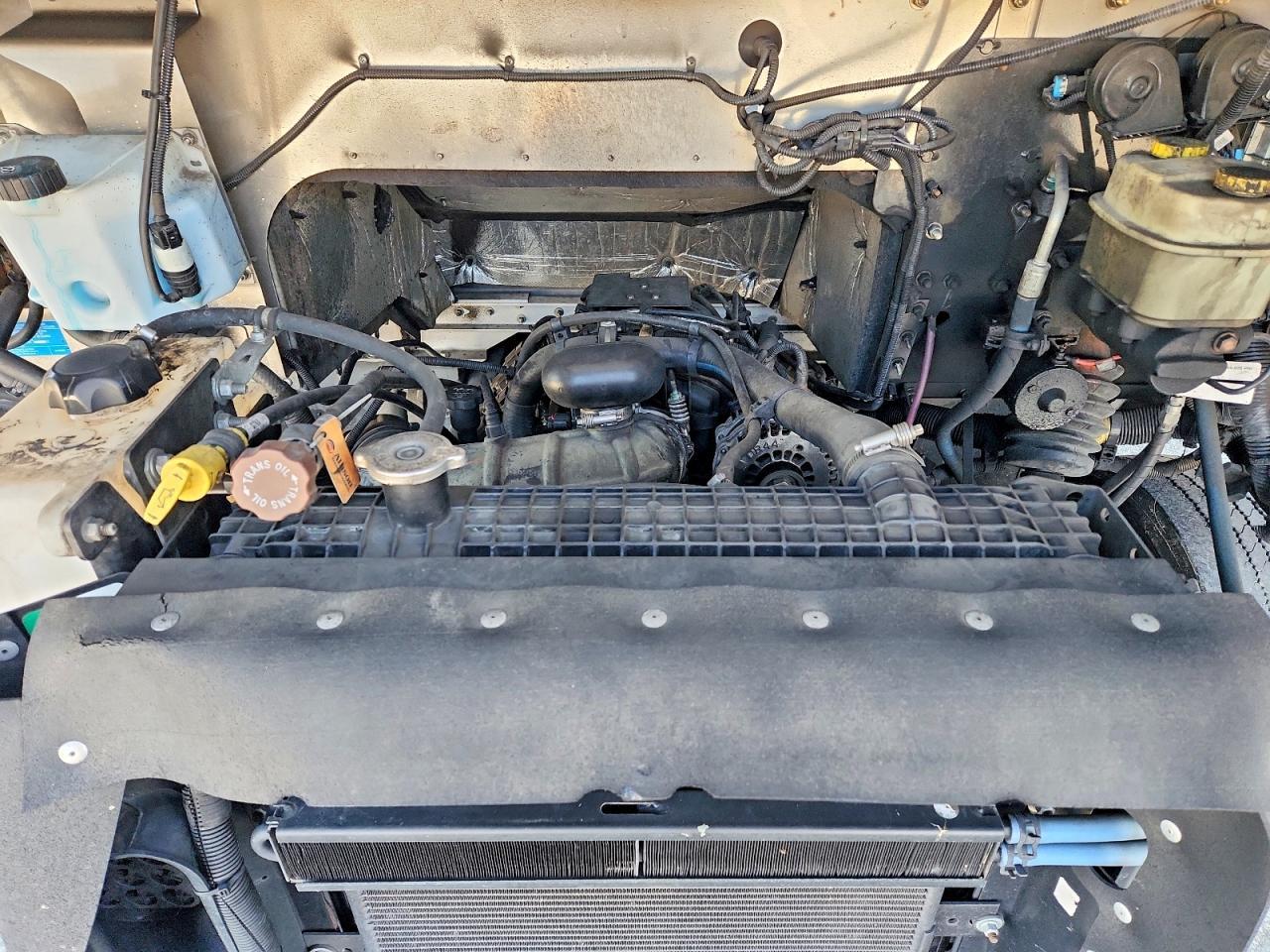 2021 Freightliner MT45G Chassis Delivery Van