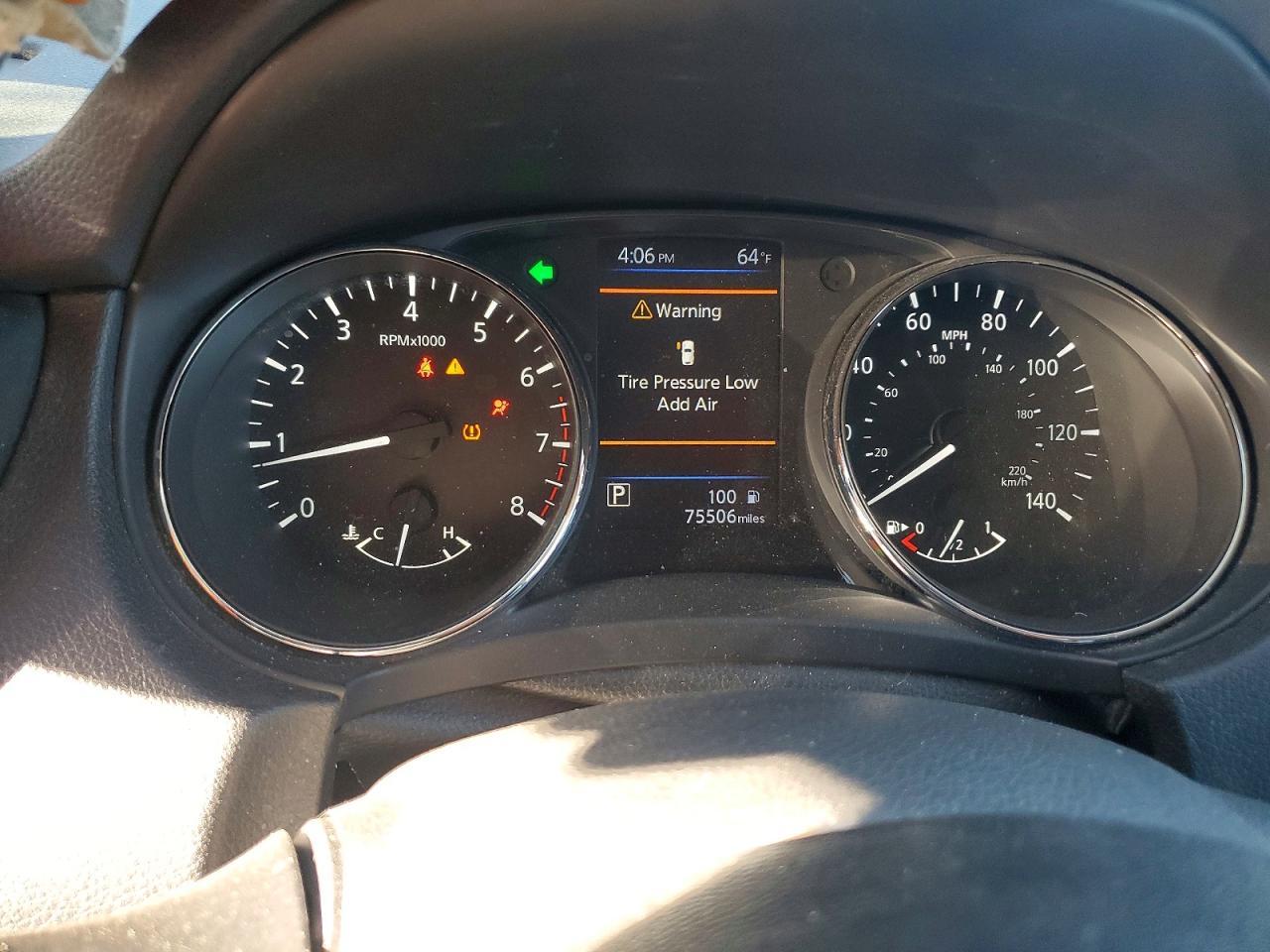 2020 Nissan Rogue sv