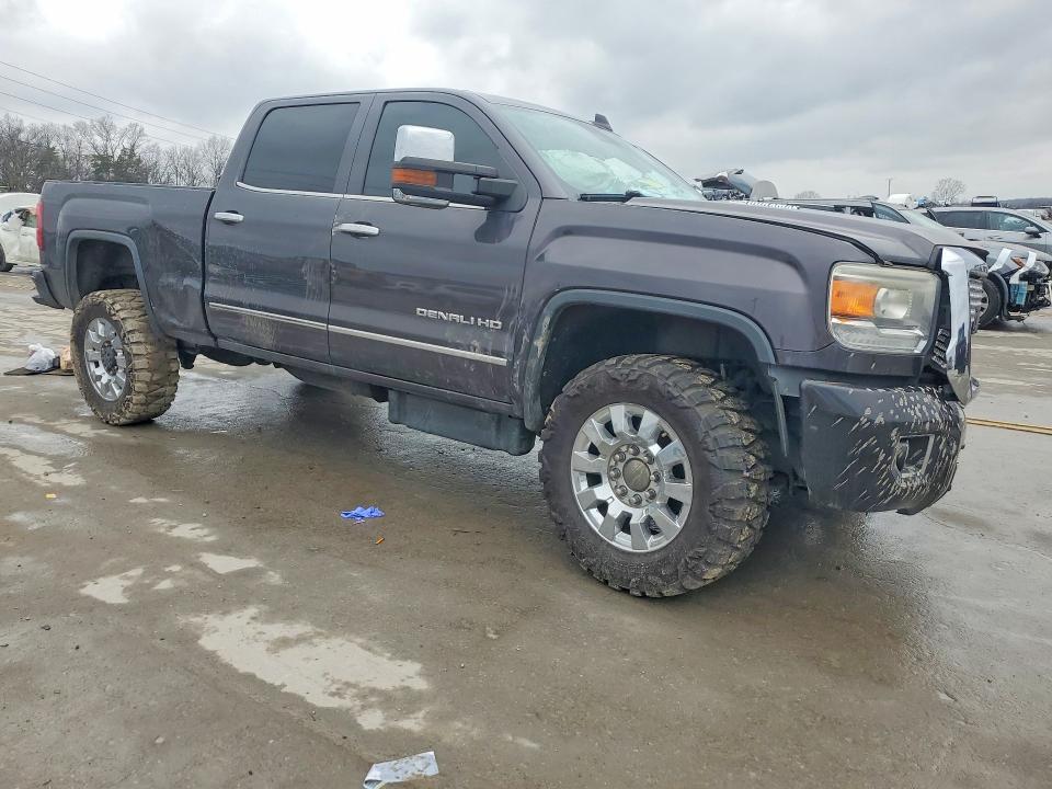 2016 GMC Sierra K2500 Denali