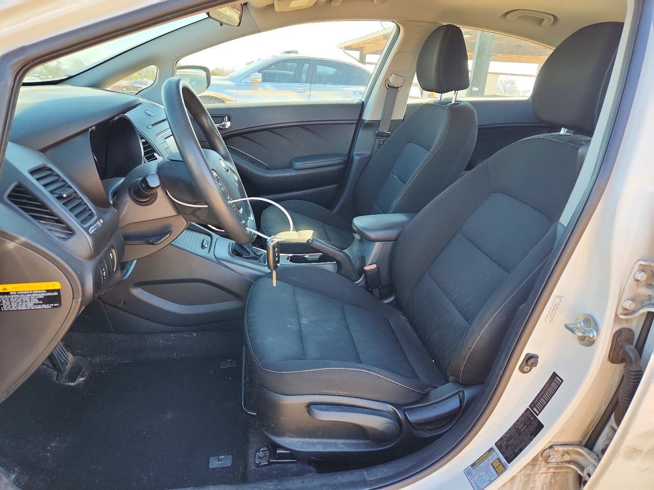 2016 KIA Forte lx