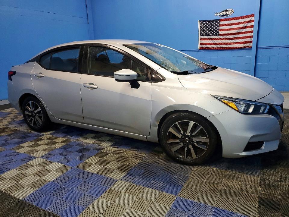 2021 Nissan Versa sv