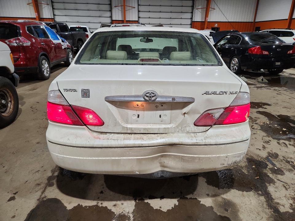 2003 Toyota Avalon xl