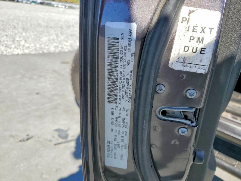 2019 Dodge Ram 1500 Classic slt