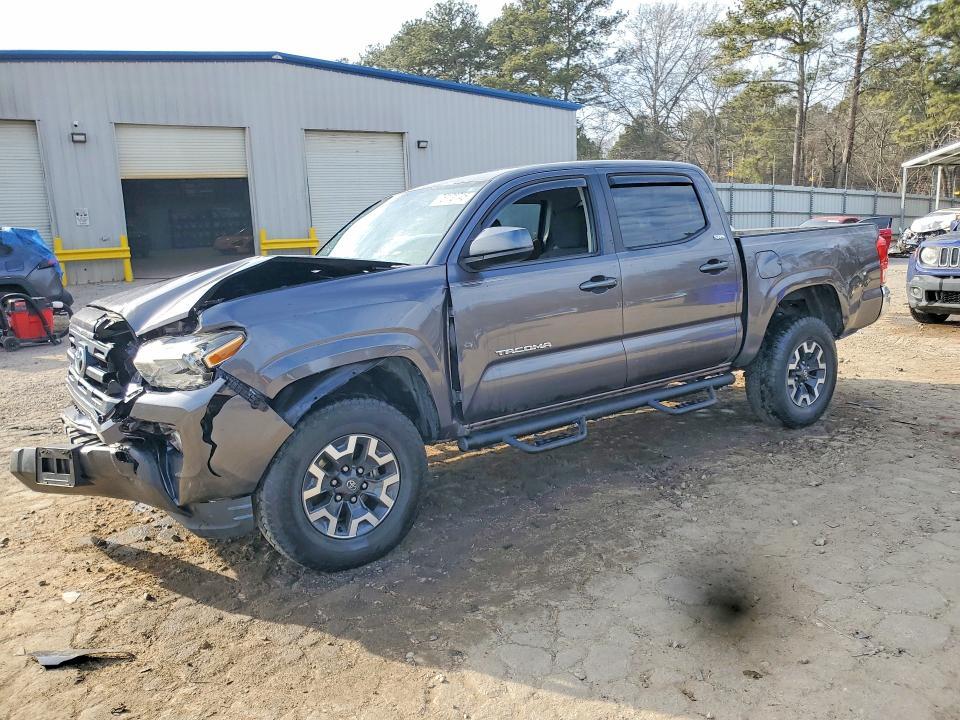 2016 Toyota Tacoma Double cab