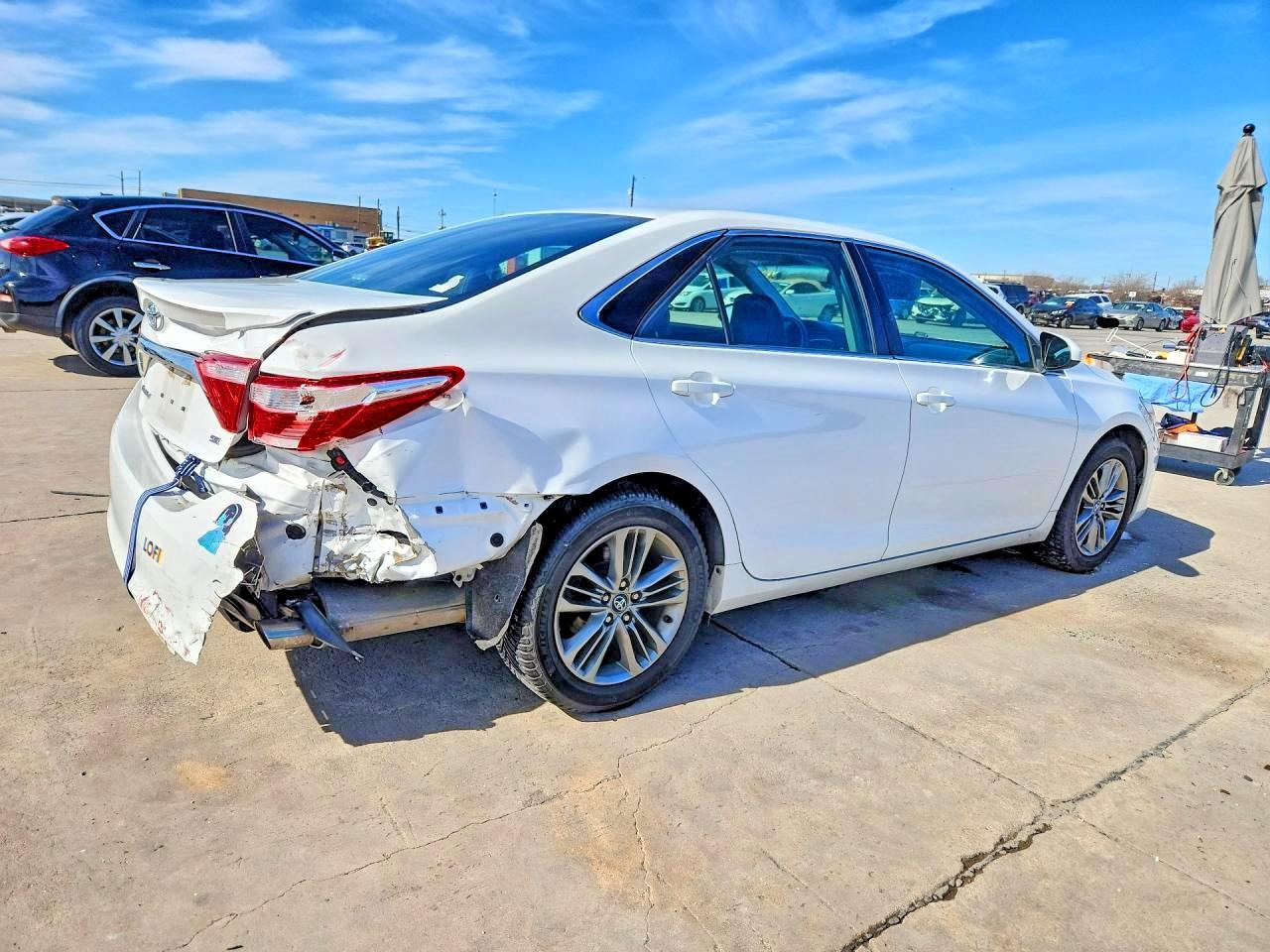 2017 Toyota Camry le