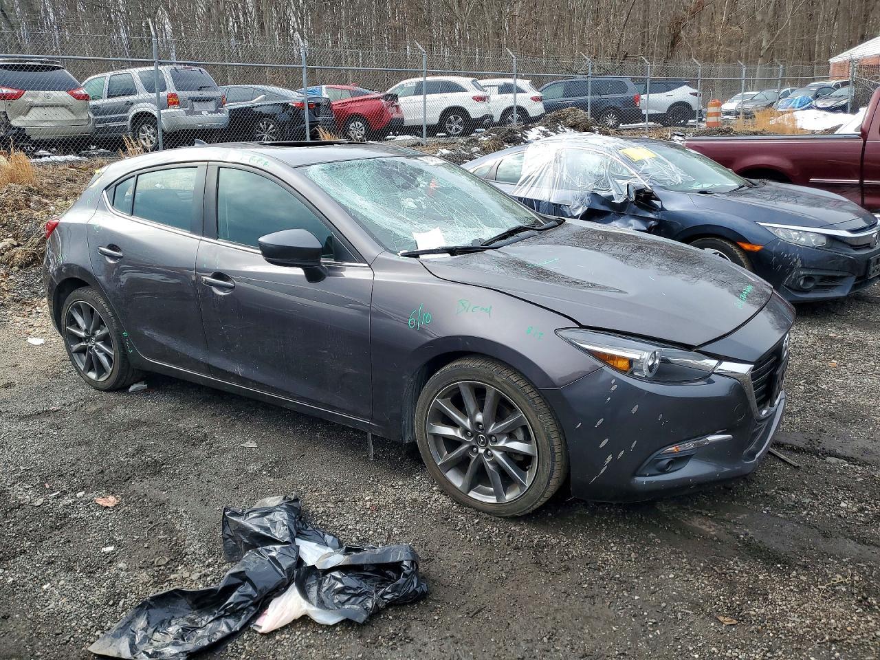 2018 Mazda 3 Grand Touring