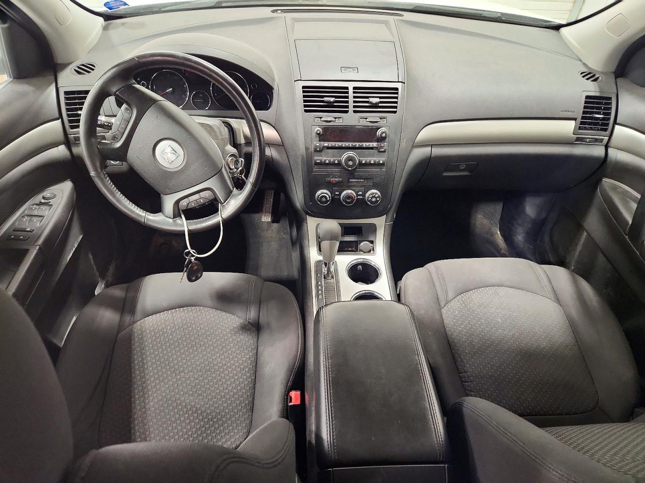 2010 Saturn Outlook xv