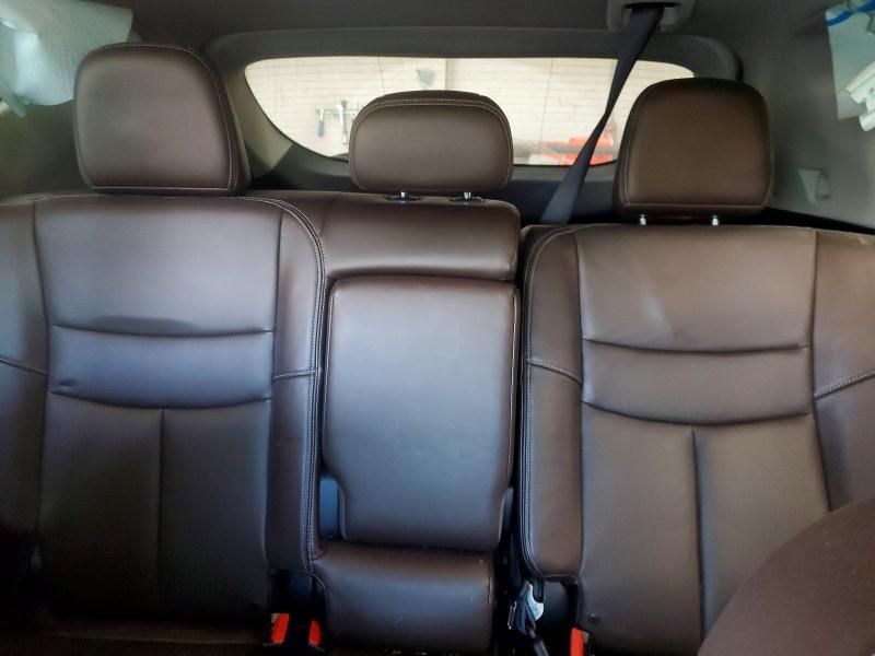 2016 Nissan Murano s