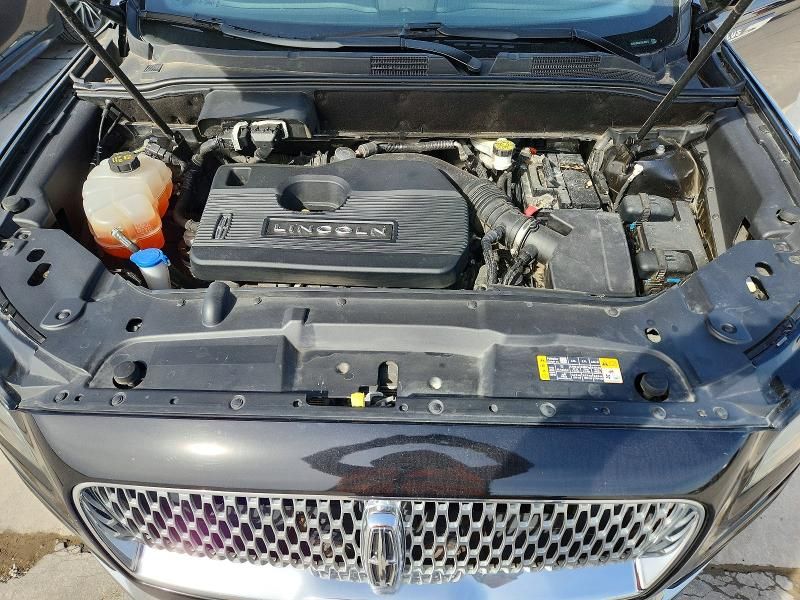 2019 Lincoln Nautilus Reserve