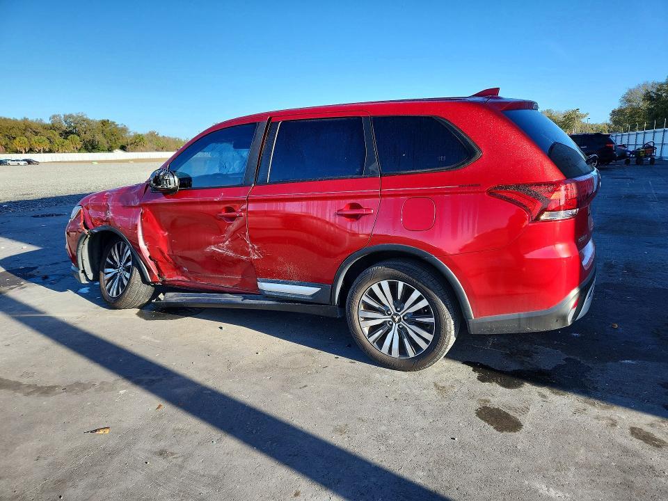 2019 Mitsubishi Outlander es