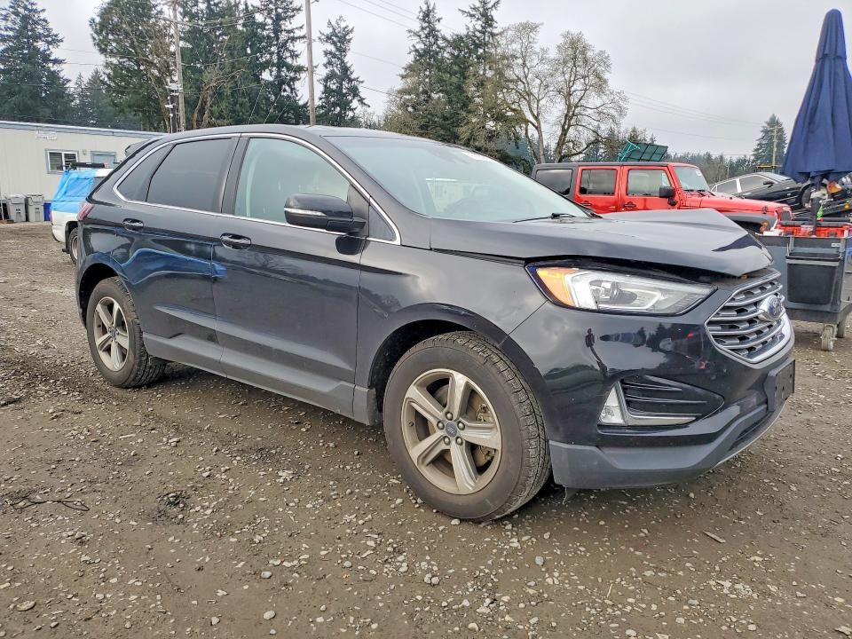 2019 Ford Edge sel