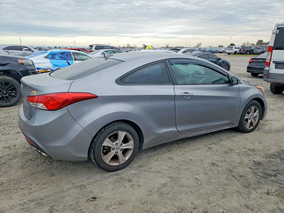 2013 Hyundai Elantra Coupe gs